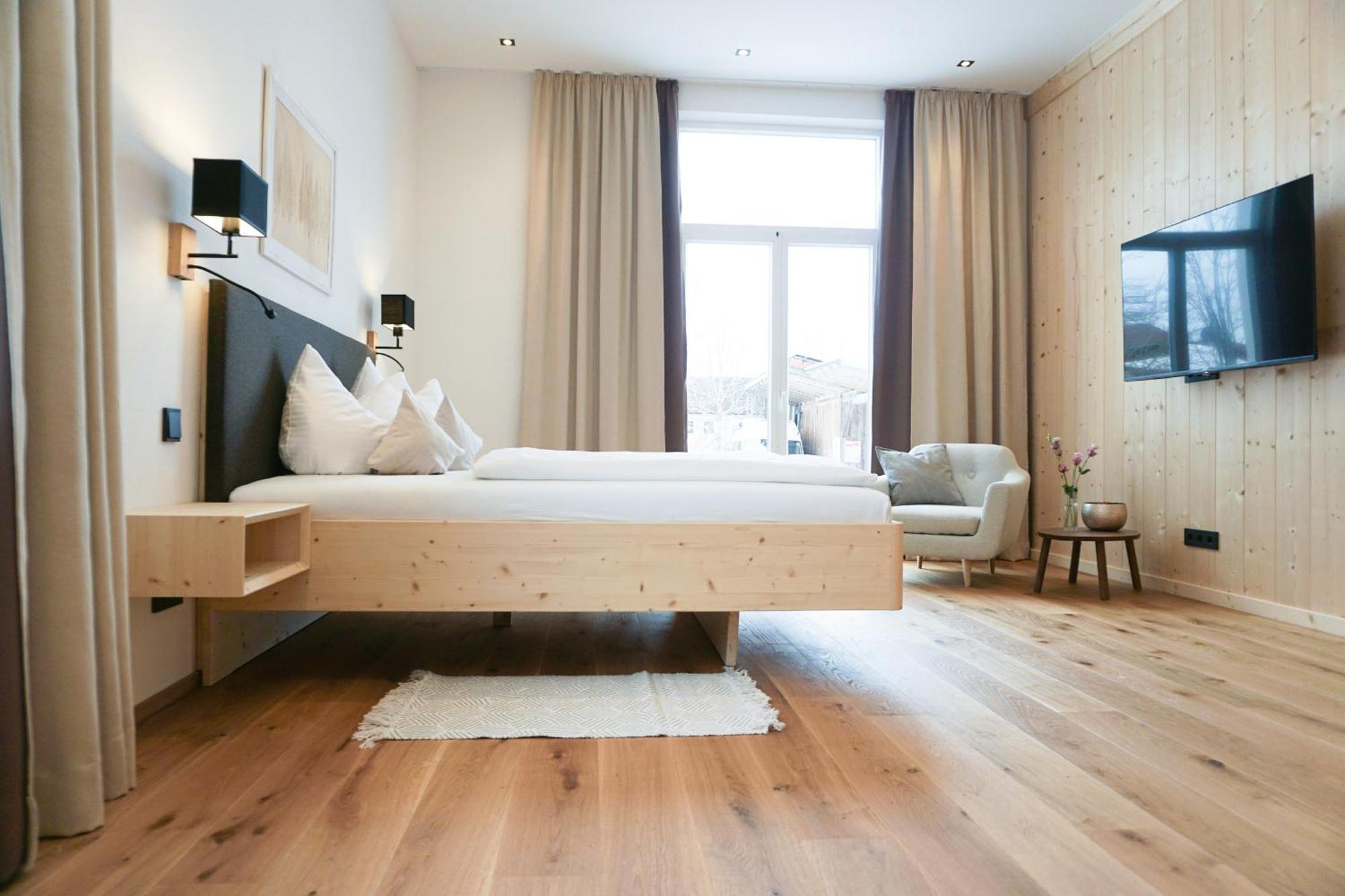 Landhotel Und Gasthof Kirchberger Wildsteig Room photo